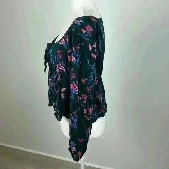 American Eagle Floral Tie Front Top Size Small - Picture 3 of 8